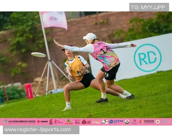 实时新闻上海飞盘队在极限运动会积分榜上以62分稳居第一名引发关注